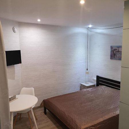 Freedom Apartment On Bazarna Str Lvov Exteriér fotografie