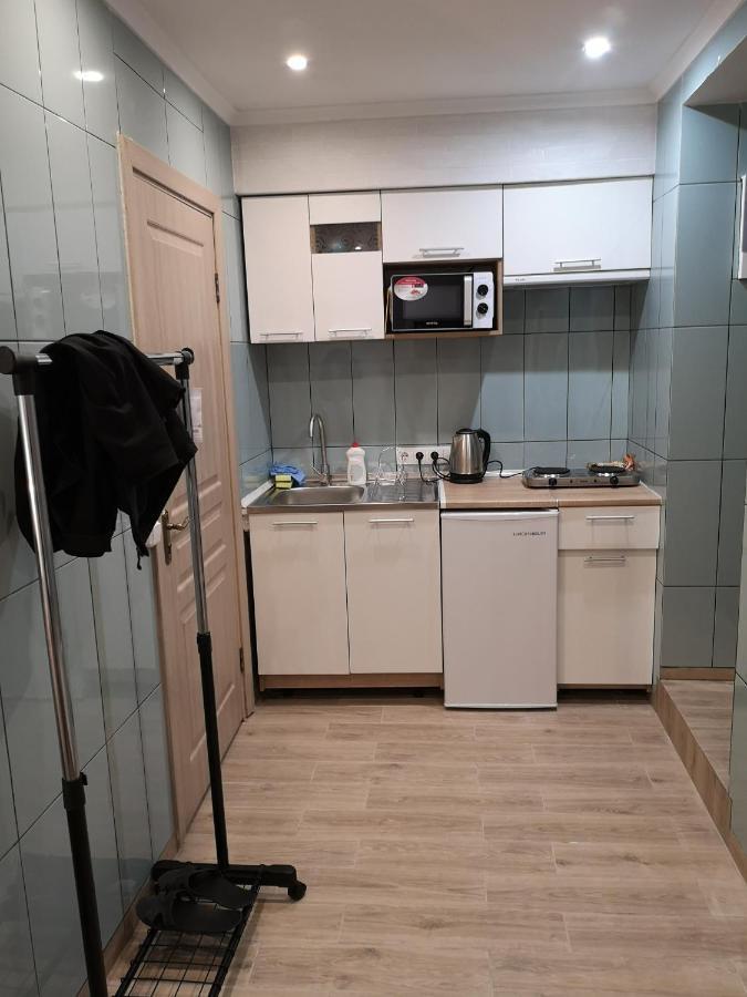 Freedom Apartment On Bazarna Str Lvov Exteriér fotografie