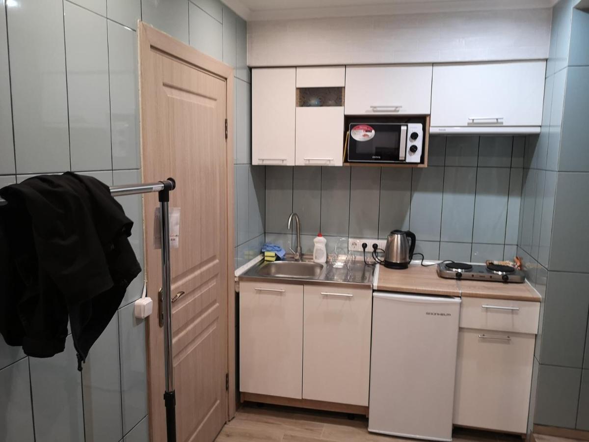Freedom Apartment On Bazarna Str Lvov Exteriér fotografie