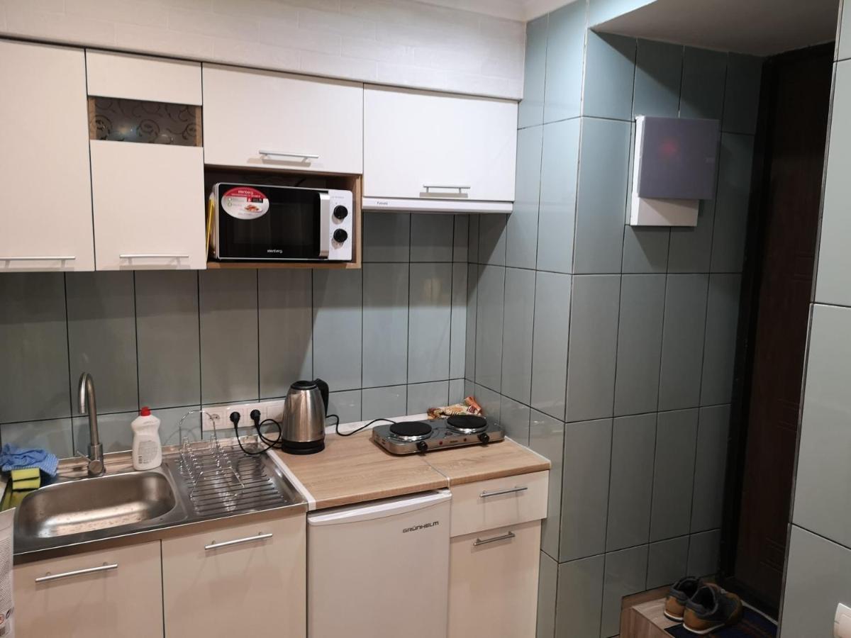 Freedom Apartment On Bazarna Str Lvov Exteriér fotografie