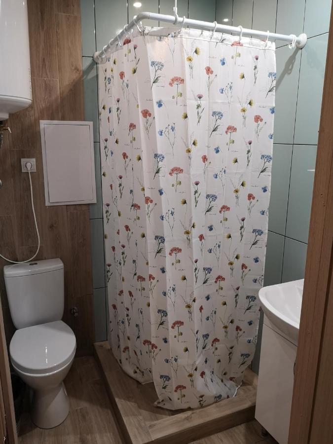 Freedom Apartment On Bazarna Str Lvov Exteriér fotografie
